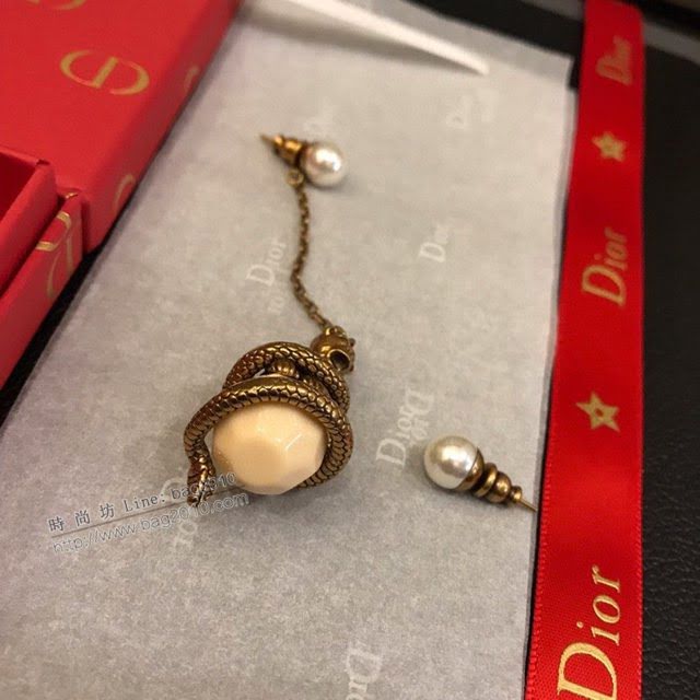 Dior飾品 迪奧經典熱銷款AB款耳釘 Dior不對稱耳環  zgd1195